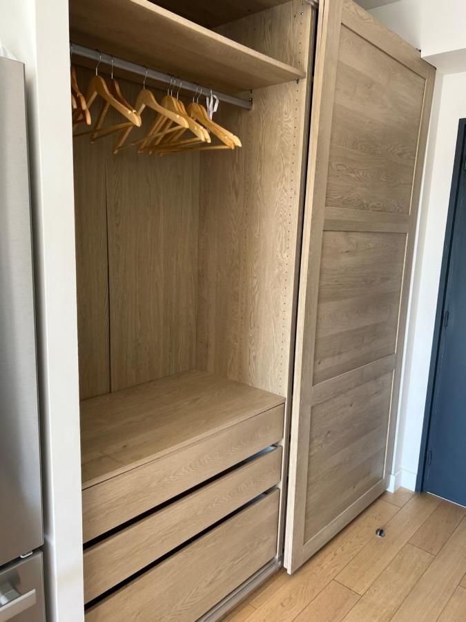 A La Nuitee, Grand Studio Design Le Vinci أرادو المظهر الخارجي الصورة